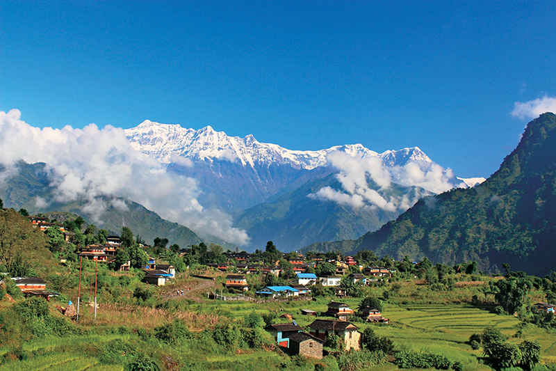 गुर्जा हिमाल आरोहण गर्न गएका ९ जनाको मृत्यु