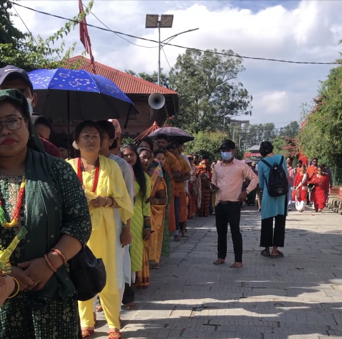 आज सोमबार पशुपतिनाथमा दर्शनार्थीको घुइँचो